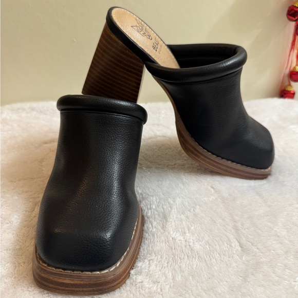 ⭐ Beast Fashion Francesca Mule Shoes – Size 6.5 (New) - Picture 9 of 17